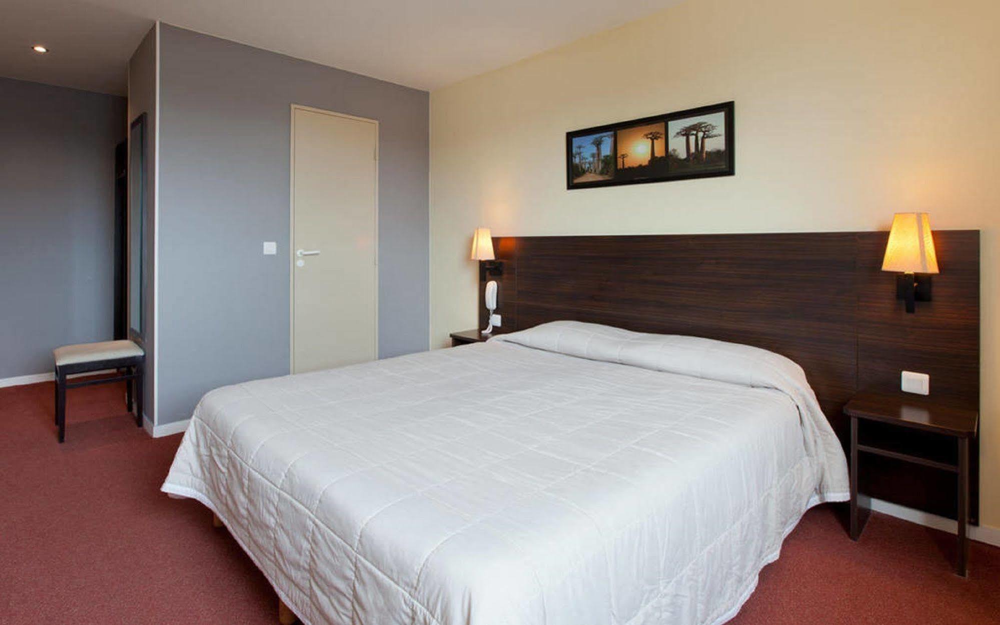 Orly Superior Hotel Athis-Mons Buitenkant foto