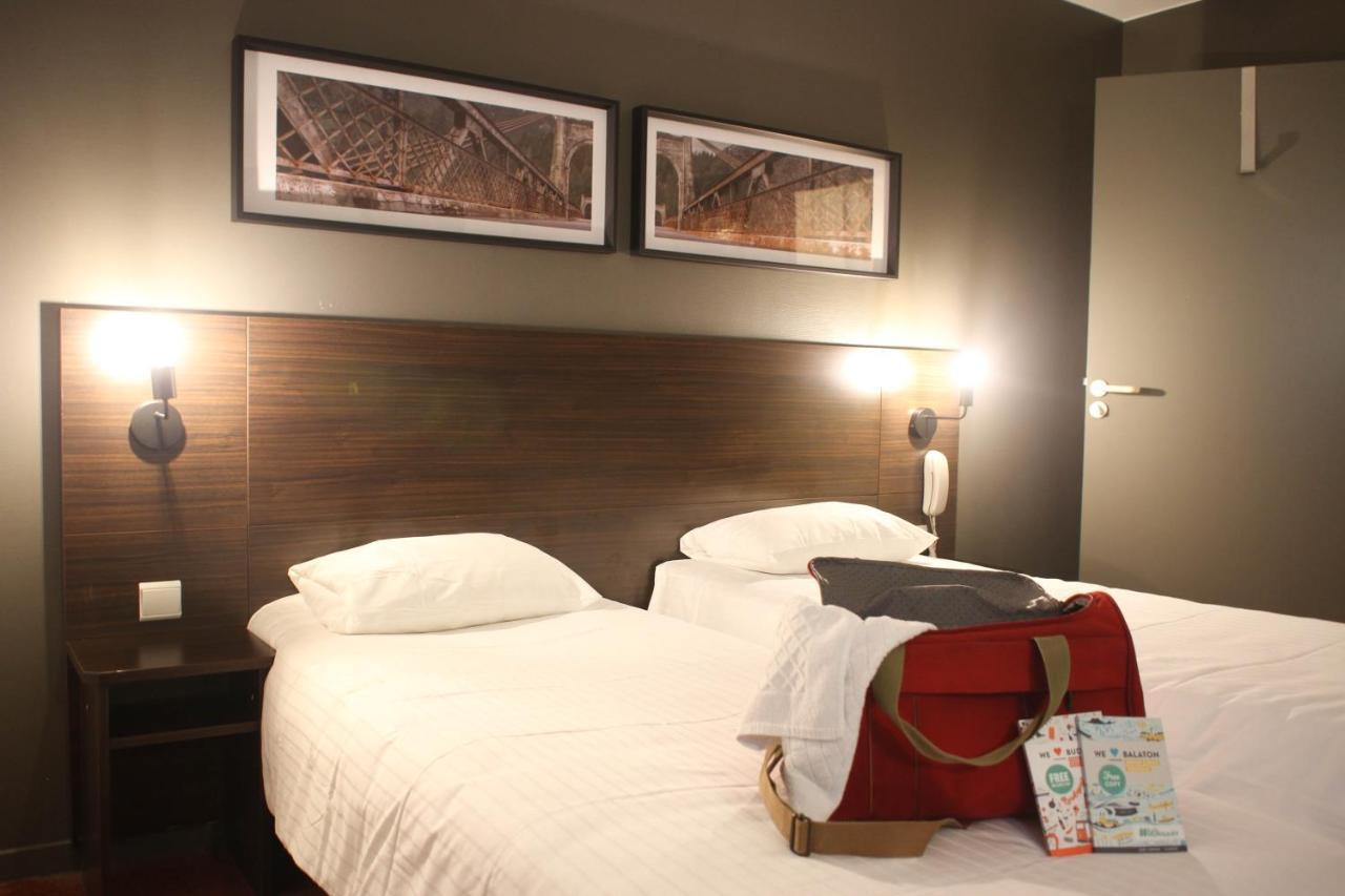 Orly Superior Hotel Athis-Mons Buitenkant foto